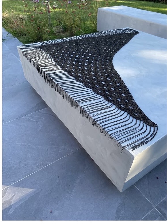 Screenshot Mantón Emma